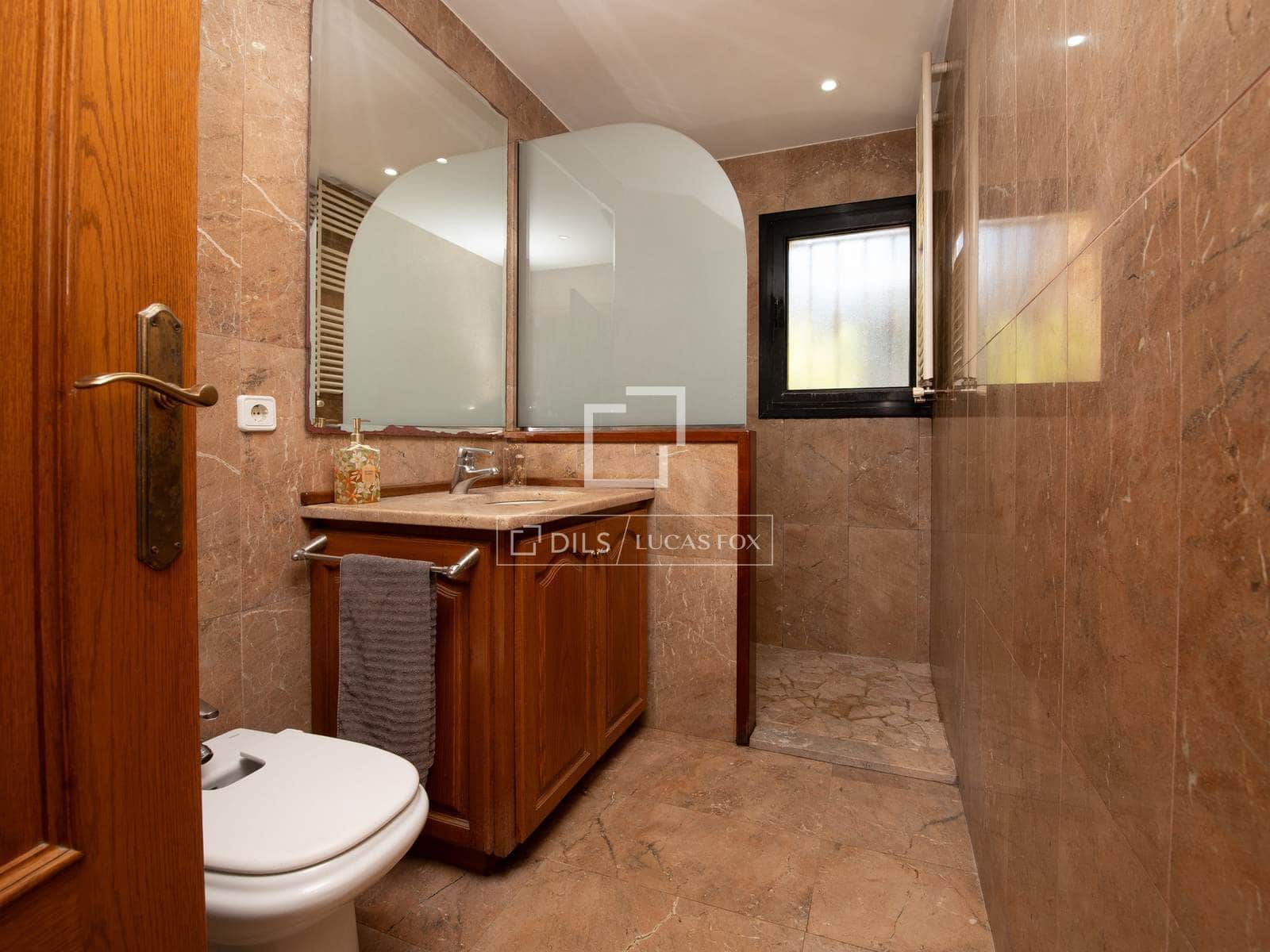 3 soveværelse Villa til salg i Santa Cristina d'Aro med swimmingpool garage - € 649.000 (Ref: 10004465)
