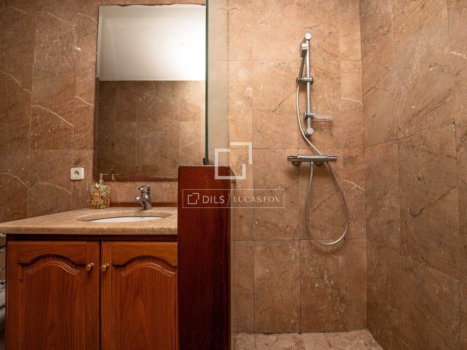 3 soveværelse Villa til salg i Santa Cristina d'Aro med swimmingpool garage - € 649.000 (Ref: 10004465)