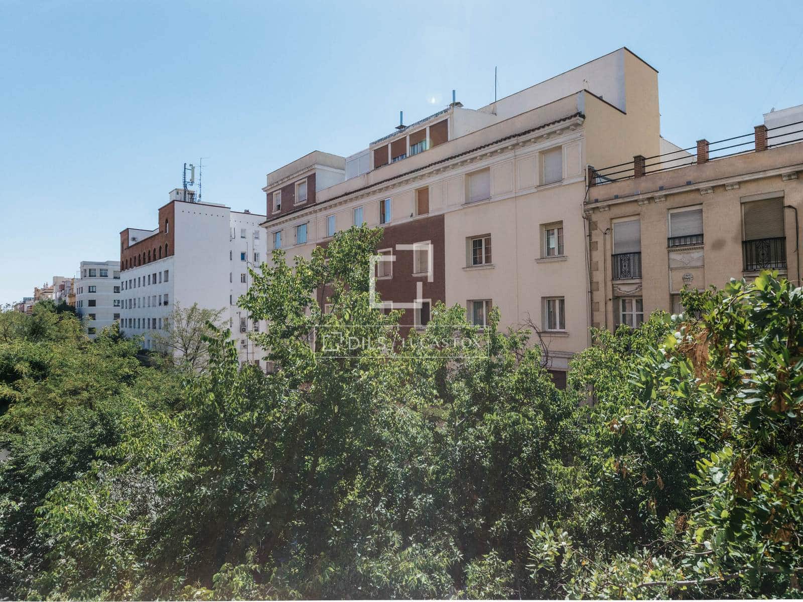 1 Zimmer Apartment zu vermieten in Madrid Stadt - 1.400 € (Ref: 10004621)