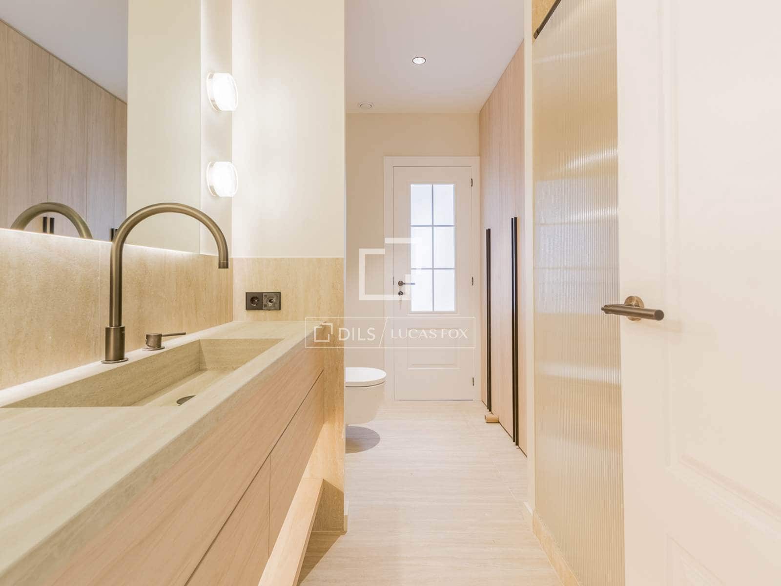 3 soveværelse Lejlighed til salg i Barcelona by - € 1.750.000 (Ref: 10004622)