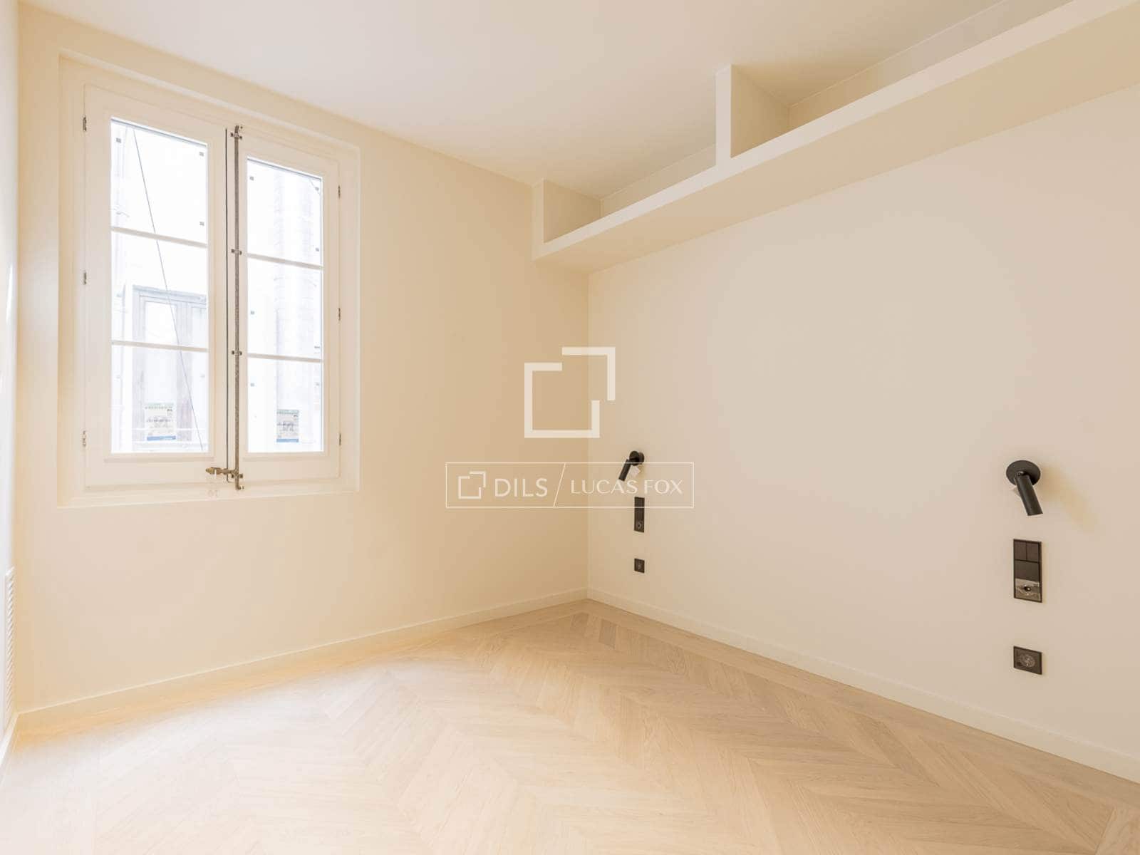 3 soveværelse Lejlighed til salg i Barcelona by - € 1.750.000 (Ref: 10004622)