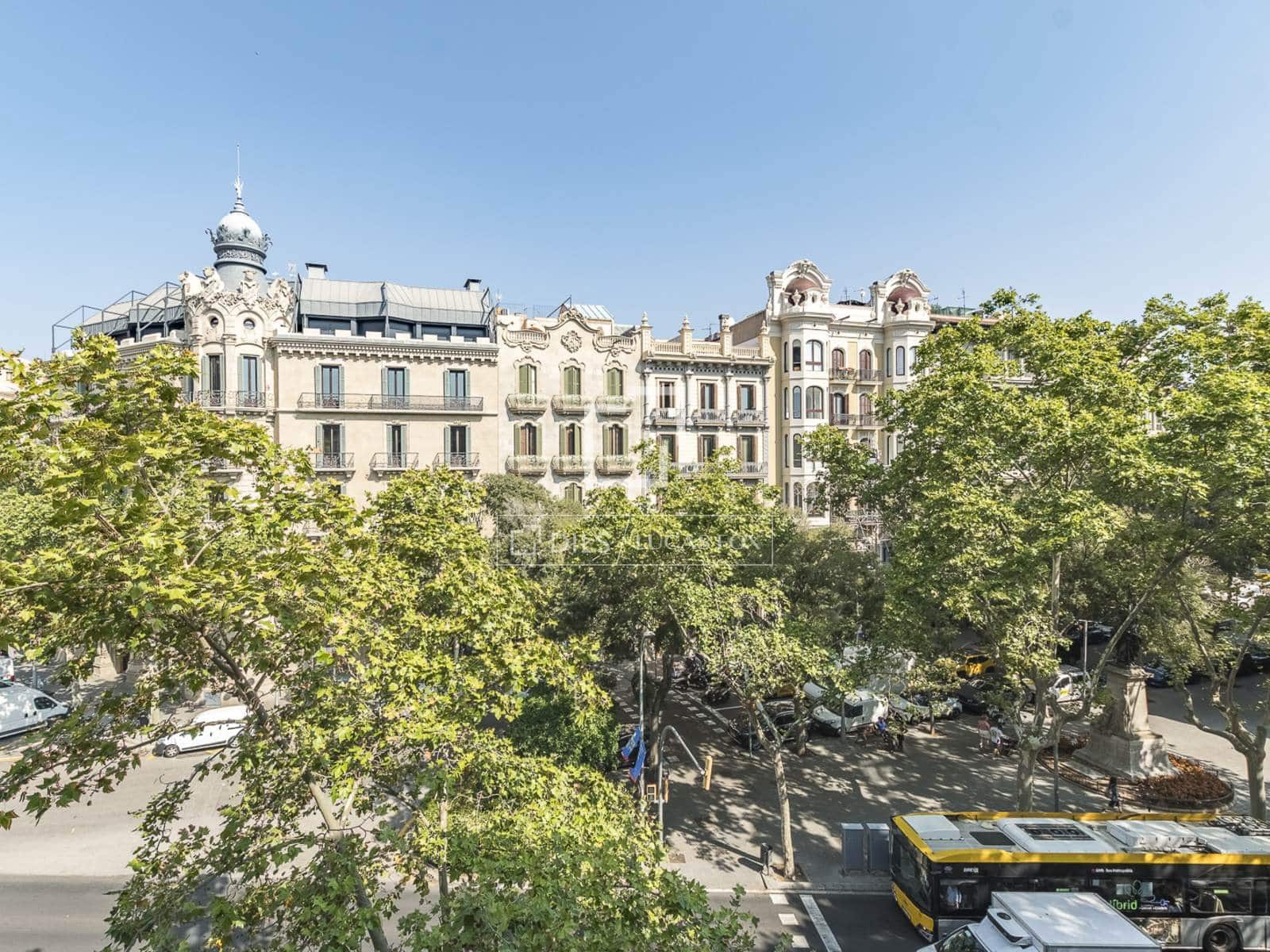 3 soveværelse Lejlighed til salg i Barcelona by - € 1.750.000 (Ref: 10004622)