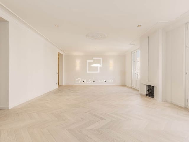 3 soveværelse Lejlighed til salg i Eixample, Barcelona by - € 1.750.000 (Ref: 10004622)