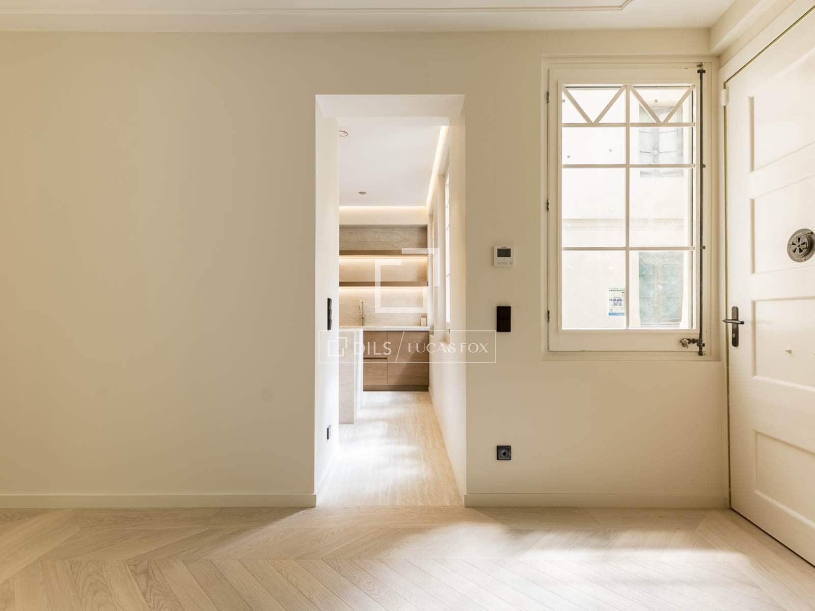 3 soveværelse Lejlighed til salg i Barcelona by - € 1.750.000 (Ref: 10004622)