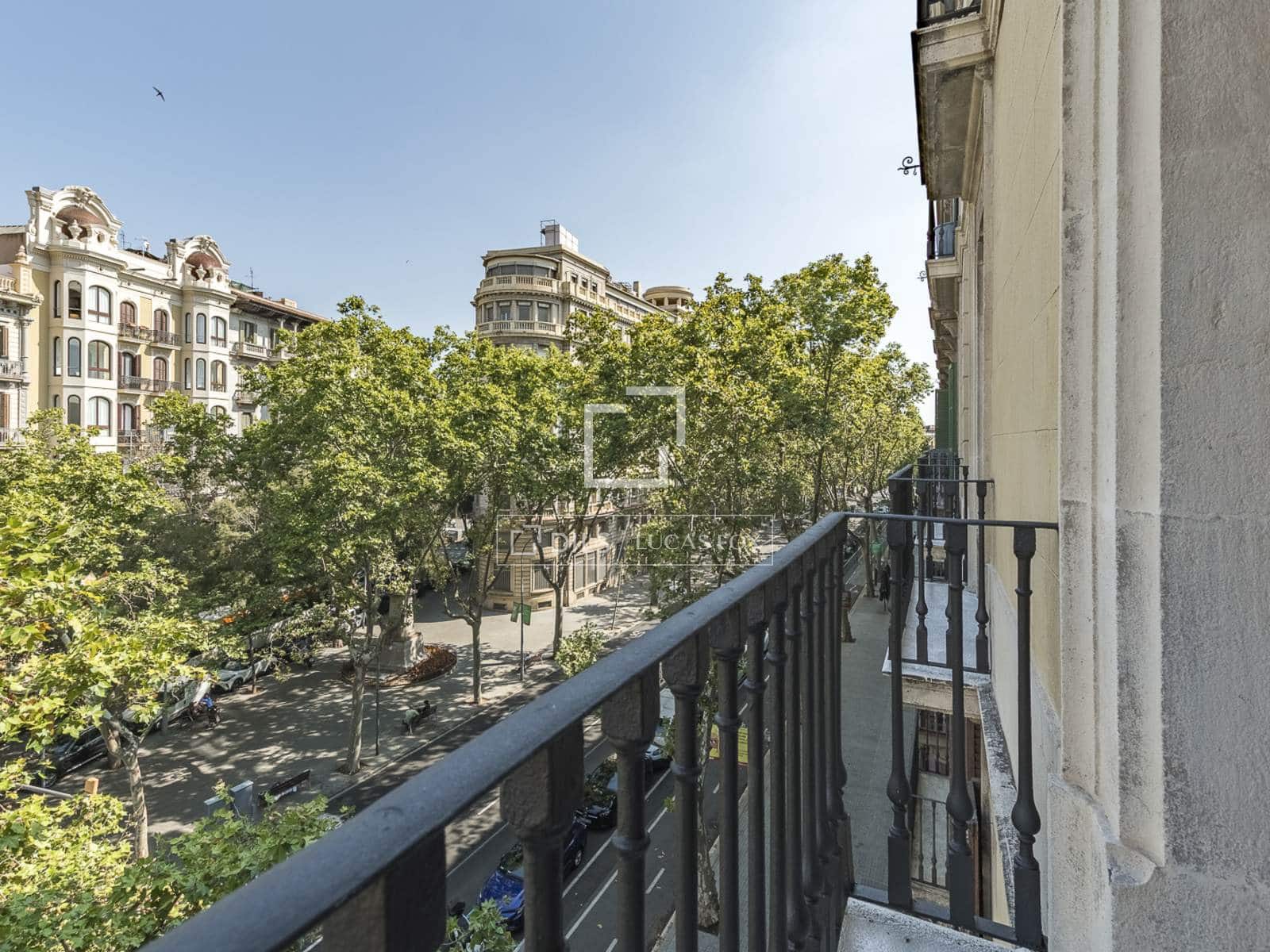 3 soveværelse Lejlighed til salg i Barcelona by - € 1.750.000 (Ref: 10004622)