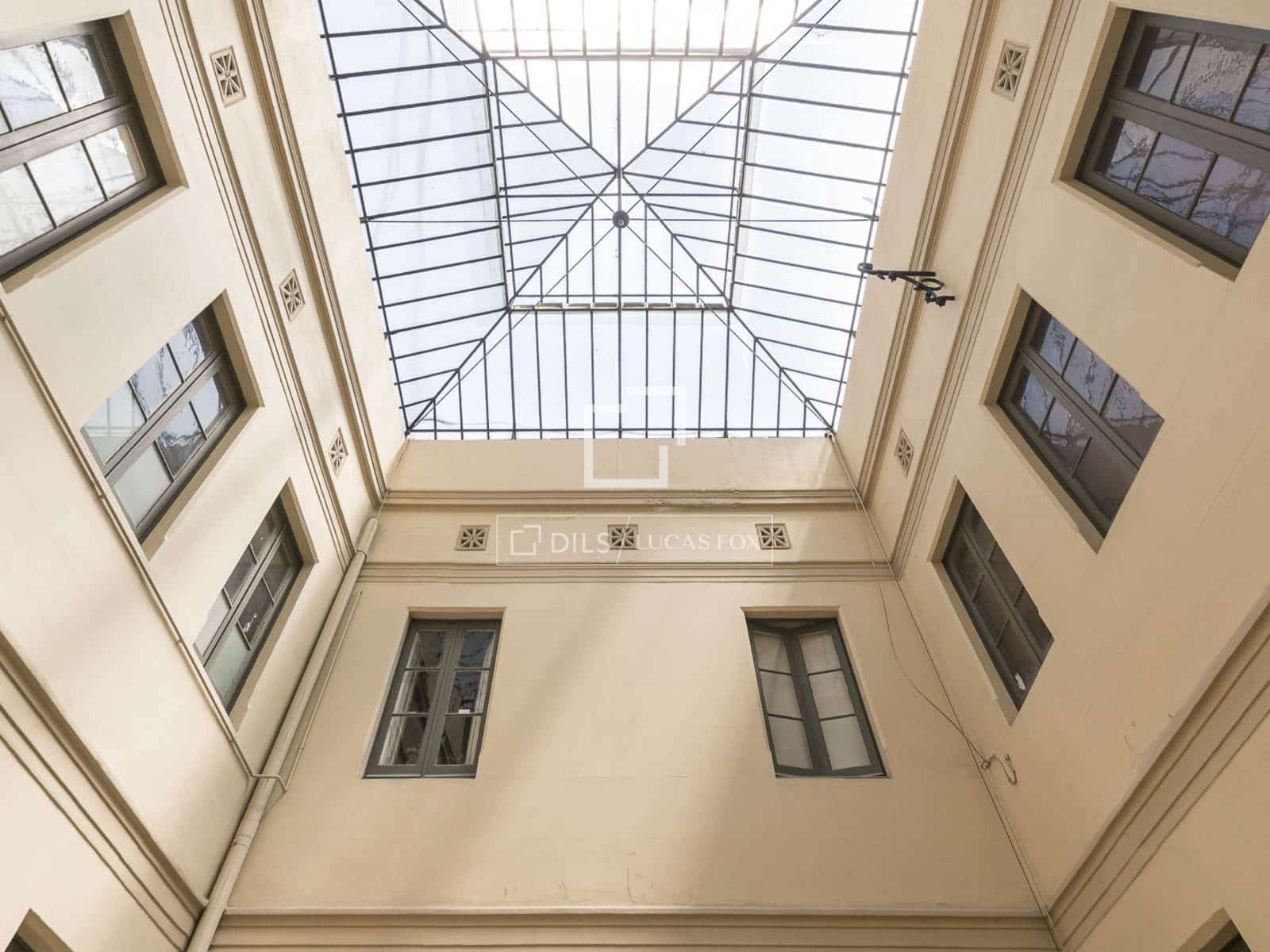 3 soveværelse Lejlighed til salg i Barcelona by - € 1.750.000 (Ref: 10004622)