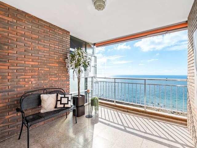 1 soverom Leilighet til salgs i Alicante by med svømmebasseng - € 369 000 (Ref: 10004703)