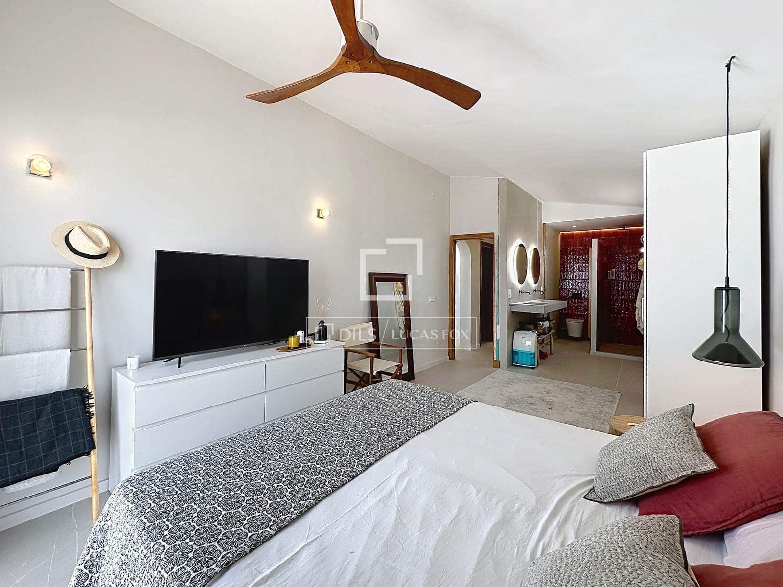 3 chambre Villa/Maison à vendre à Ciutadella de Menorca avec piscine garage - 1 495 000 € (Ref: 10004705)