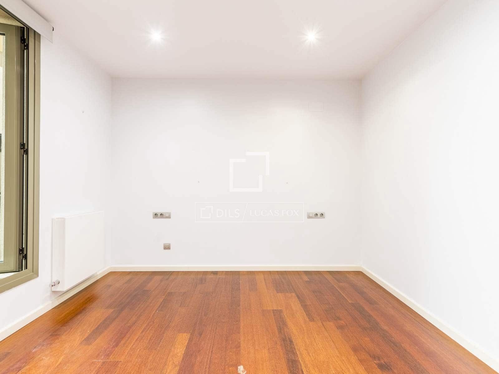3 slaapkamer Appartement te koop in Barcelona stad - € 990.000 (Ref: 10004708)
