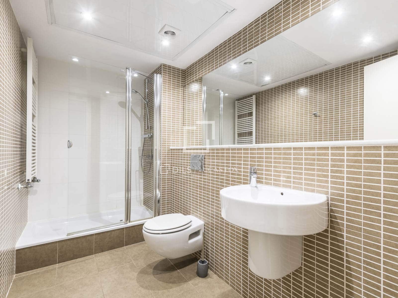 3 slaapkamer Appartement te koop in Barcelona stad - € 990.000 (Ref: 10004708)