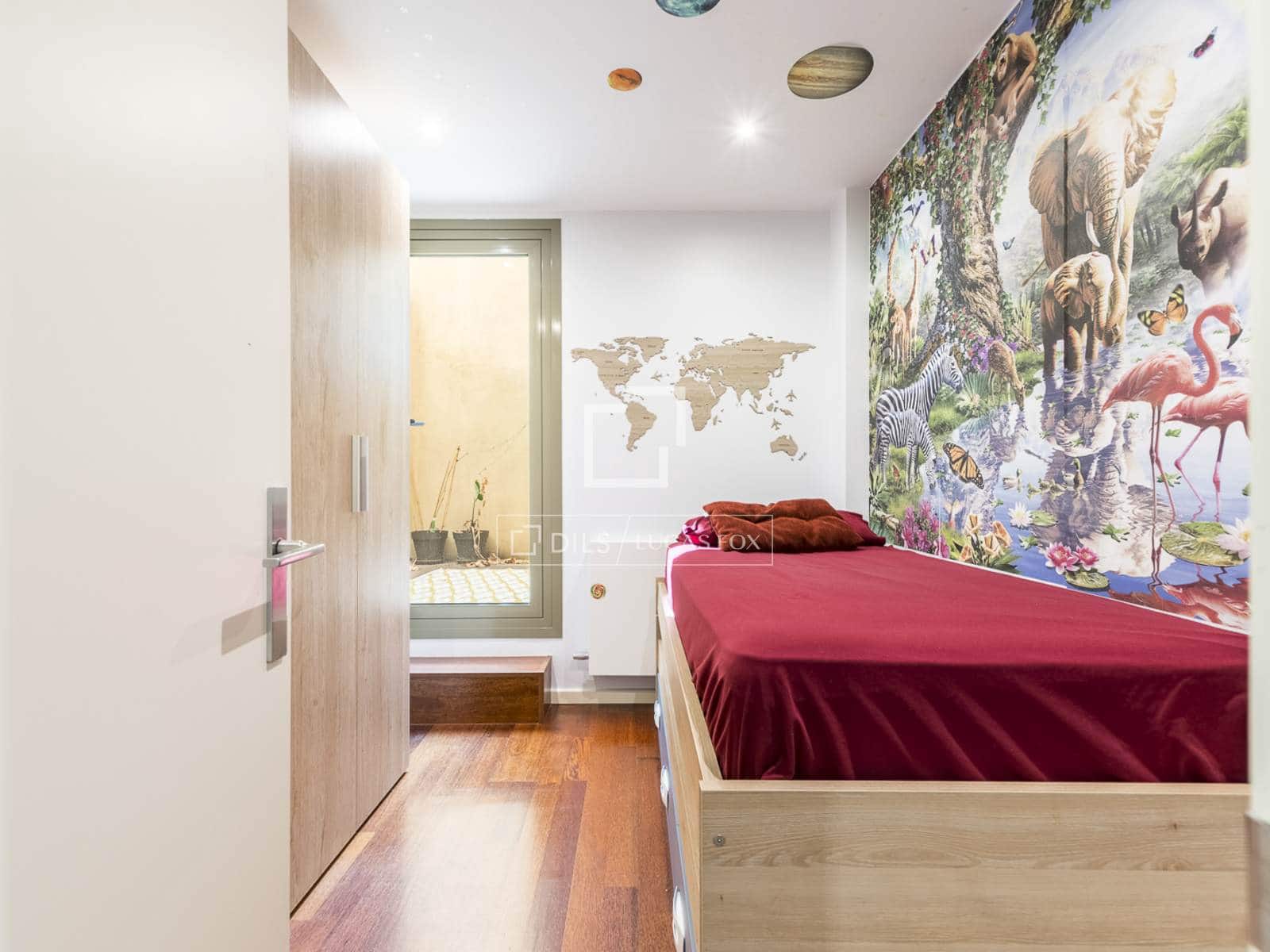 3 slaapkamer Appartement te koop in Barcelona stad - € 990.000 (Ref: 10004708)