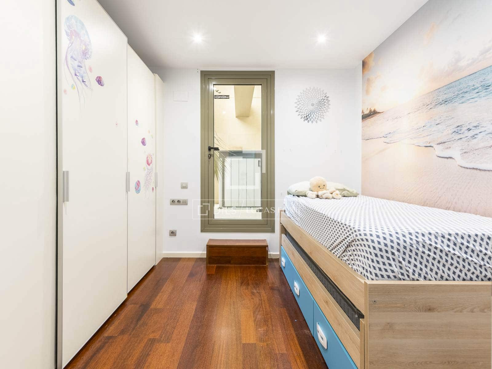 3 slaapkamer Appartement te koop in Barcelona stad - € 990.000 (Ref: 10004708)