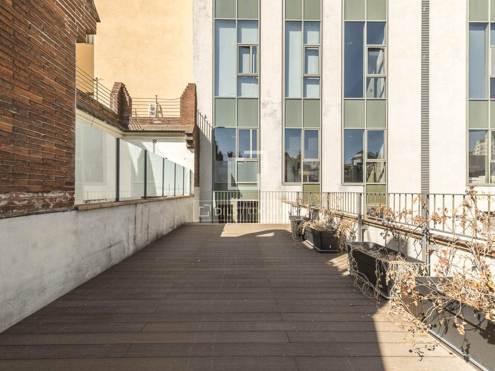 3 slaapkamer Appartement te koop in Barcelona stad - € 990.000 (Ref: 10004708)