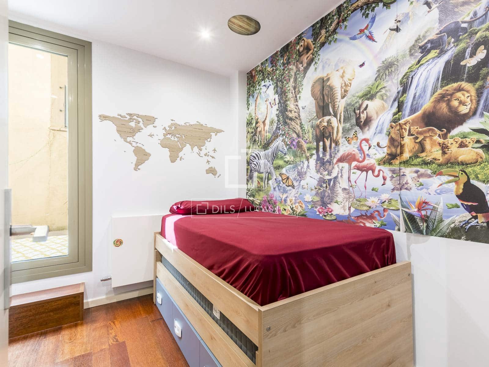 3 slaapkamer Appartement te koop in Barcelona stad - € 990.000 (Ref: 10004708)