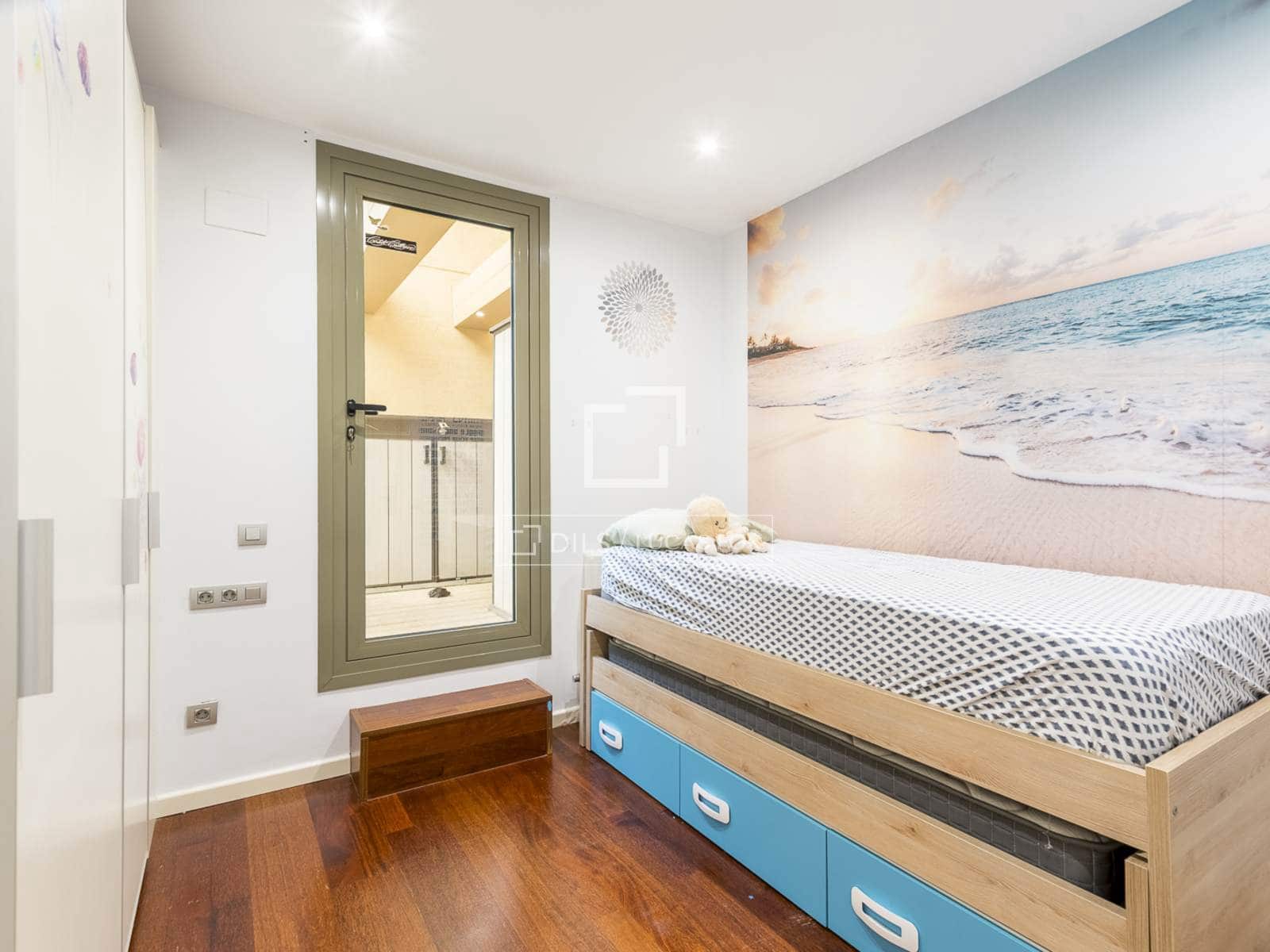 3 slaapkamer Appartement te koop in Barcelona stad - € 990.000 (Ref: 10004708)