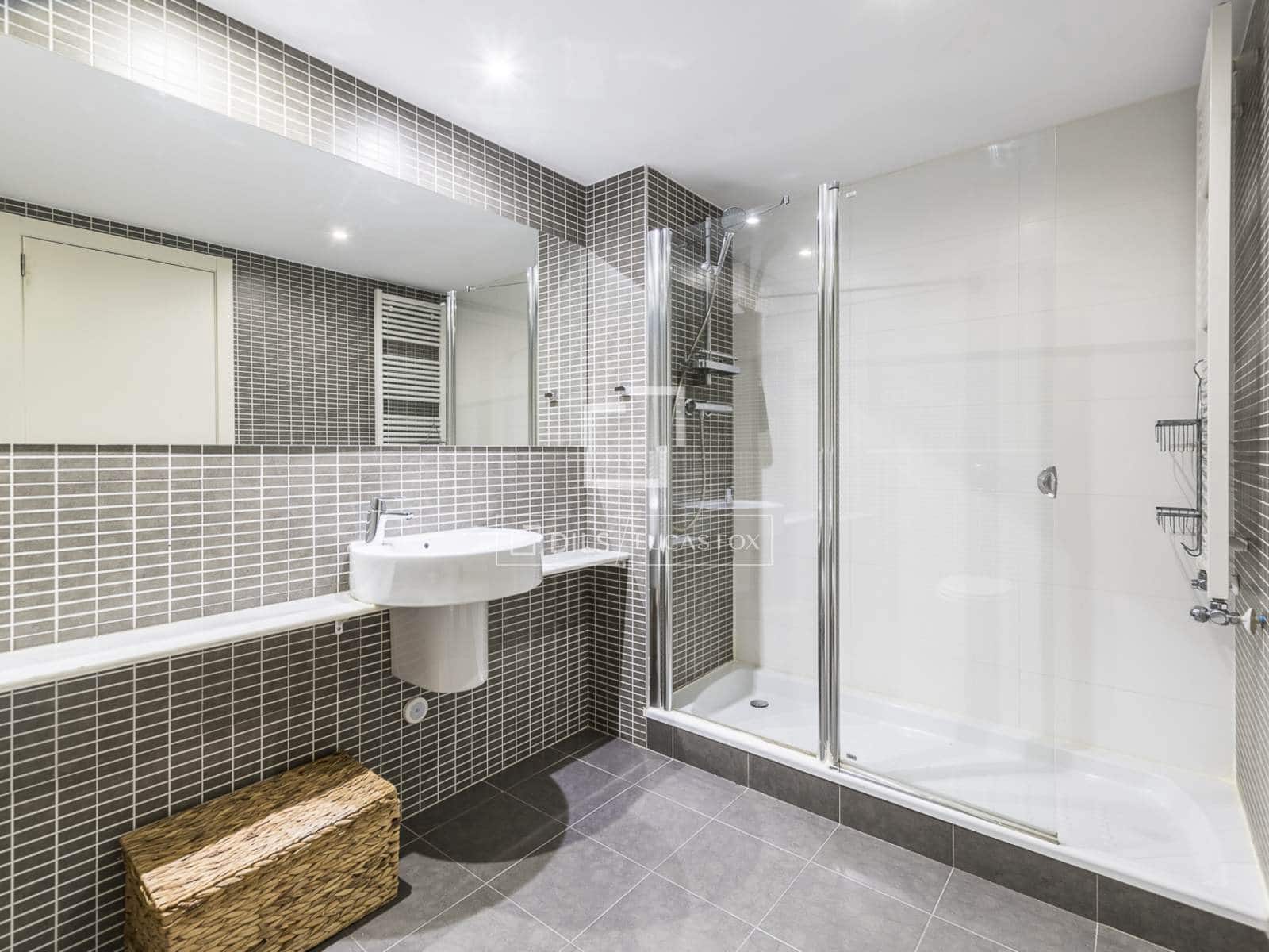 3 slaapkamer Appartement te koop in Barcelona stad - € 990.000 (Ref: 10004708)
