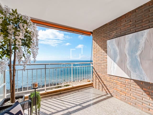 1 soveværelse Lejlighed til salg i Alicante by med swimmingpool - € 369.000 (Ref: 10004778)