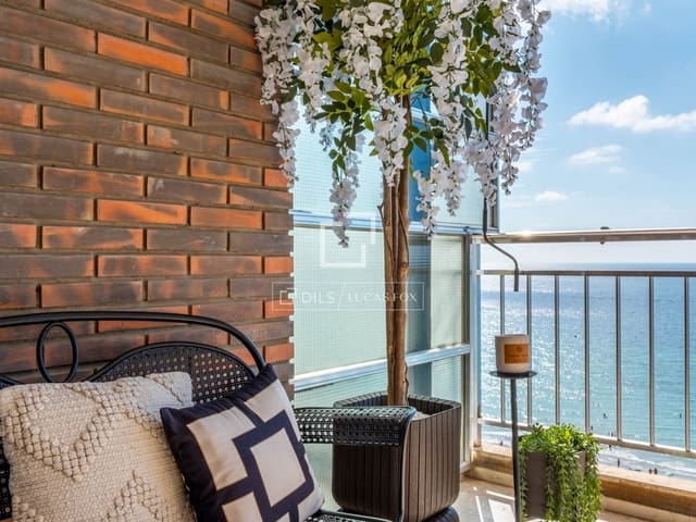 1 soveværelse Lejlighed til salg i Alicante by med swimmingpool - € 369.000 (Ref: 10004778)