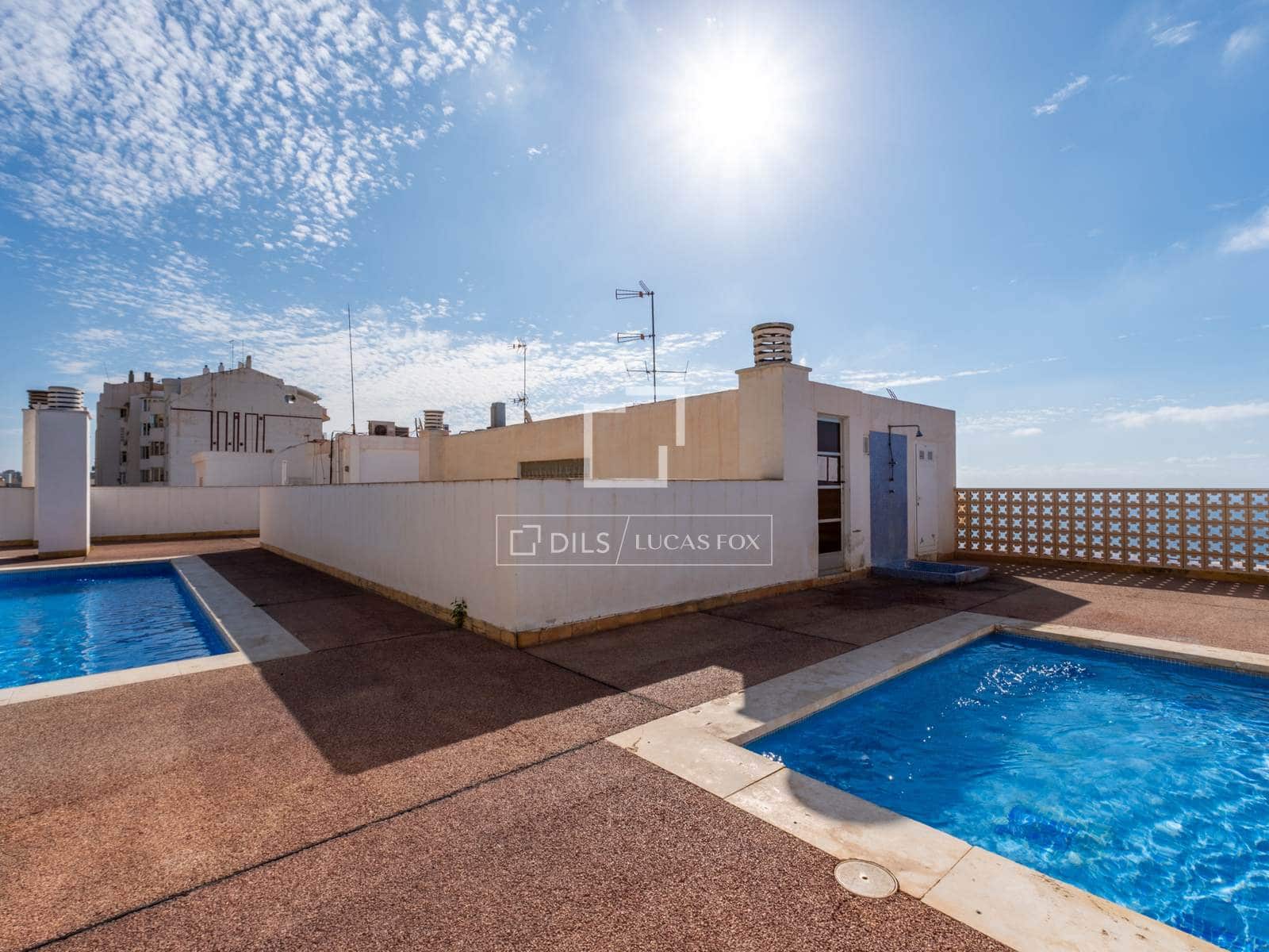 1 soveværelse Lejlighed til salg i Alicante by med swimmingpool - € 369.000 (Ref: 10004778)