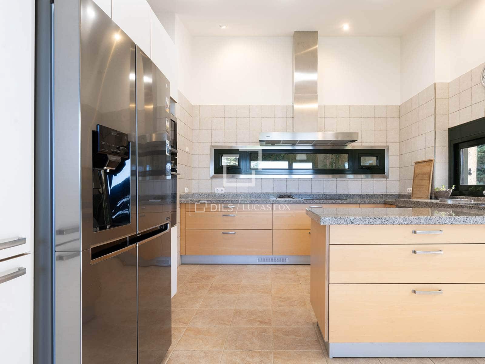 4 slaapkamer Villa te koop in A Caeira met zwembad garage - € 1.300.000 (Ref: 10007088)