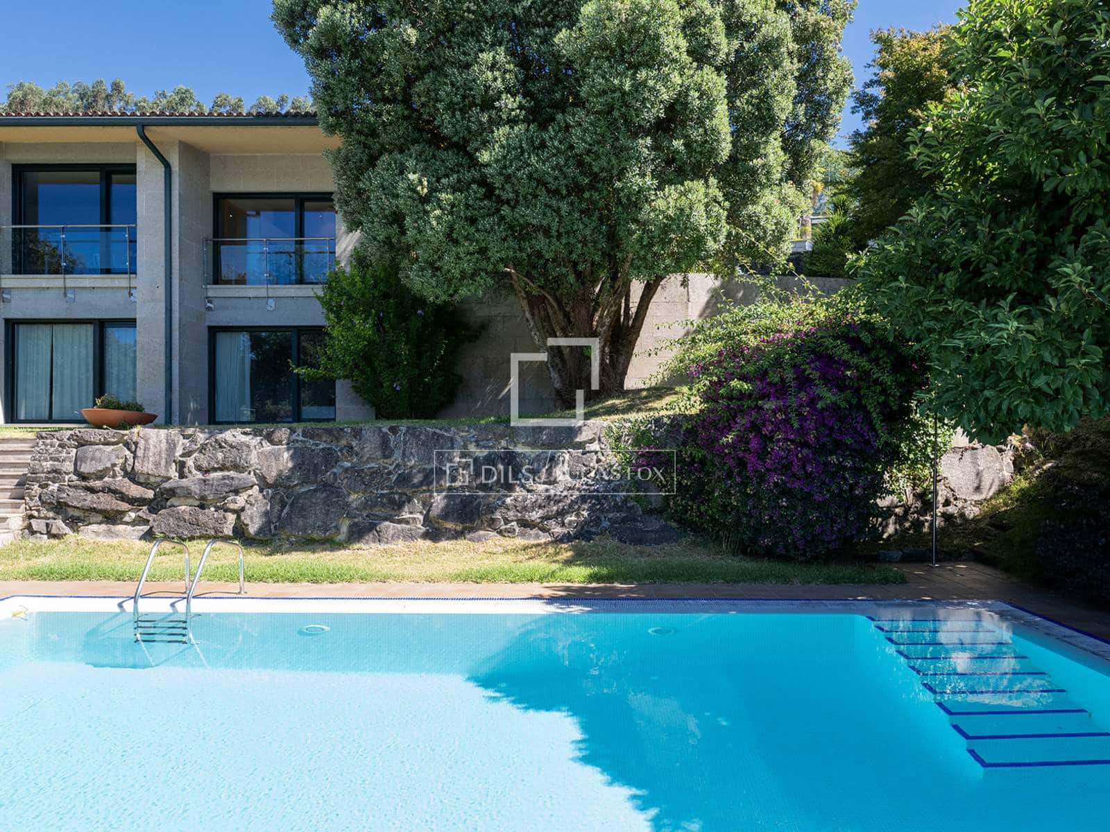 4 slaapkamer Villa te koop in A Caeira met zwembad garage - € 1.300.000 (Ref: 10007088)