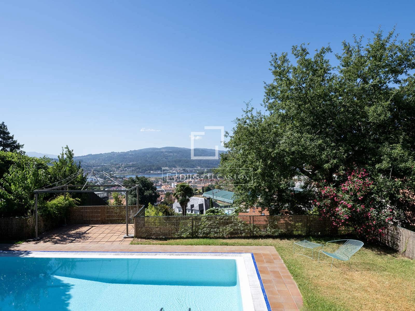 4 slaapkamer Villa te koop in A Caeira met zwembad garage - € 1.300.000 (Ref: 10007088)
