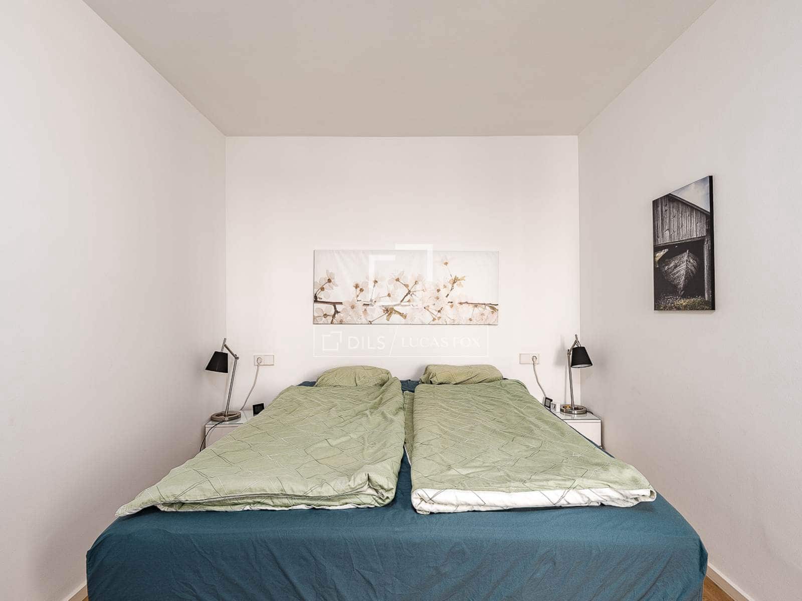 2 soverom Leilighet til salgs i Barcelona by med svømmebasseng garasje - € 880 000 (Ref: 10007524)