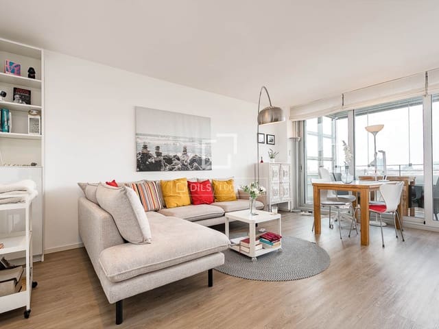 2 soverom Leilighet til salgs i Barcelona by med svømmebasseng garasje - € 880 000 (Ref: 10007524)