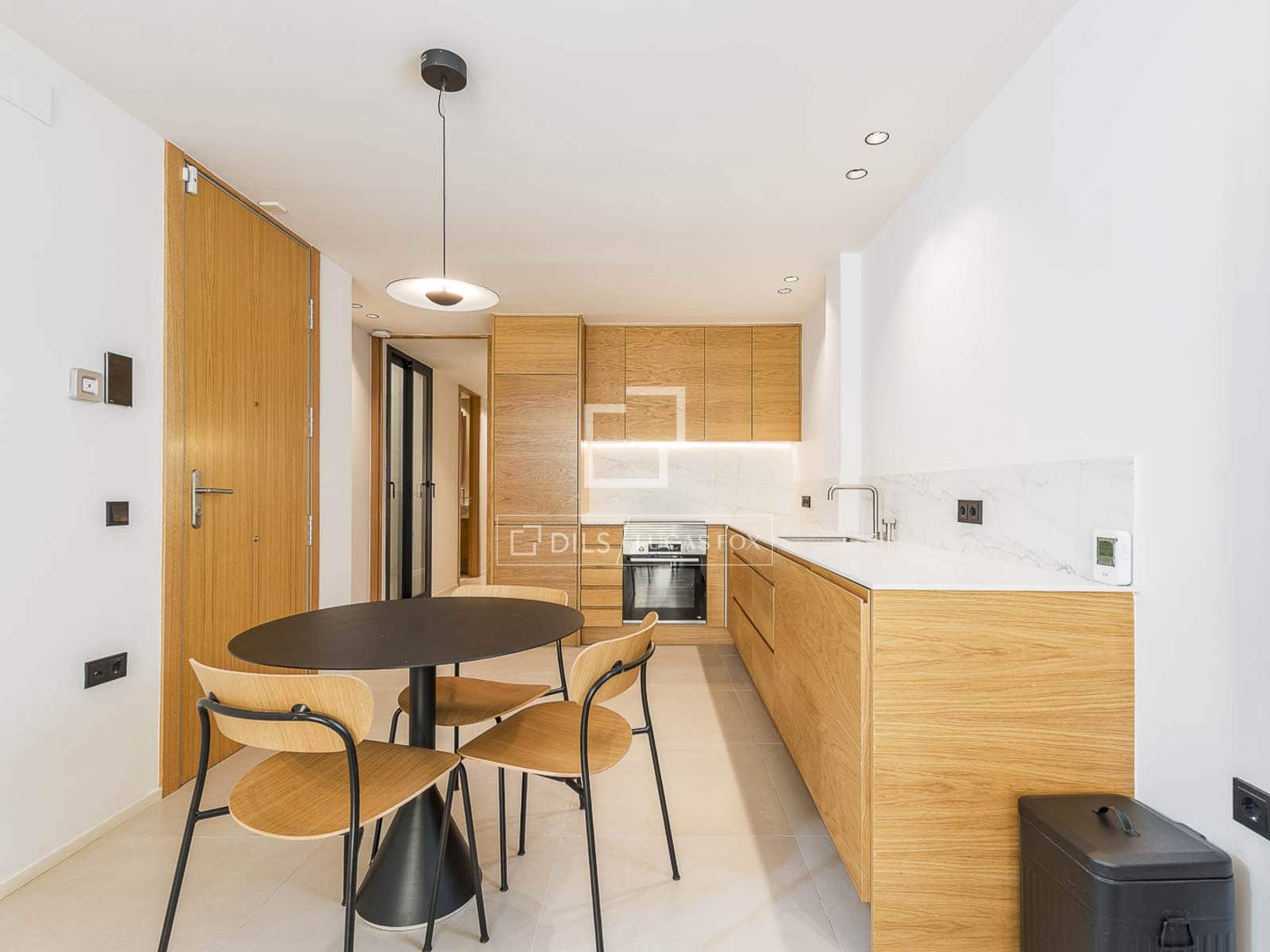 2 slaapkamer Appartement te koop in Barcelona stad met zwembad - € 635.000 (Ref: 10007740)