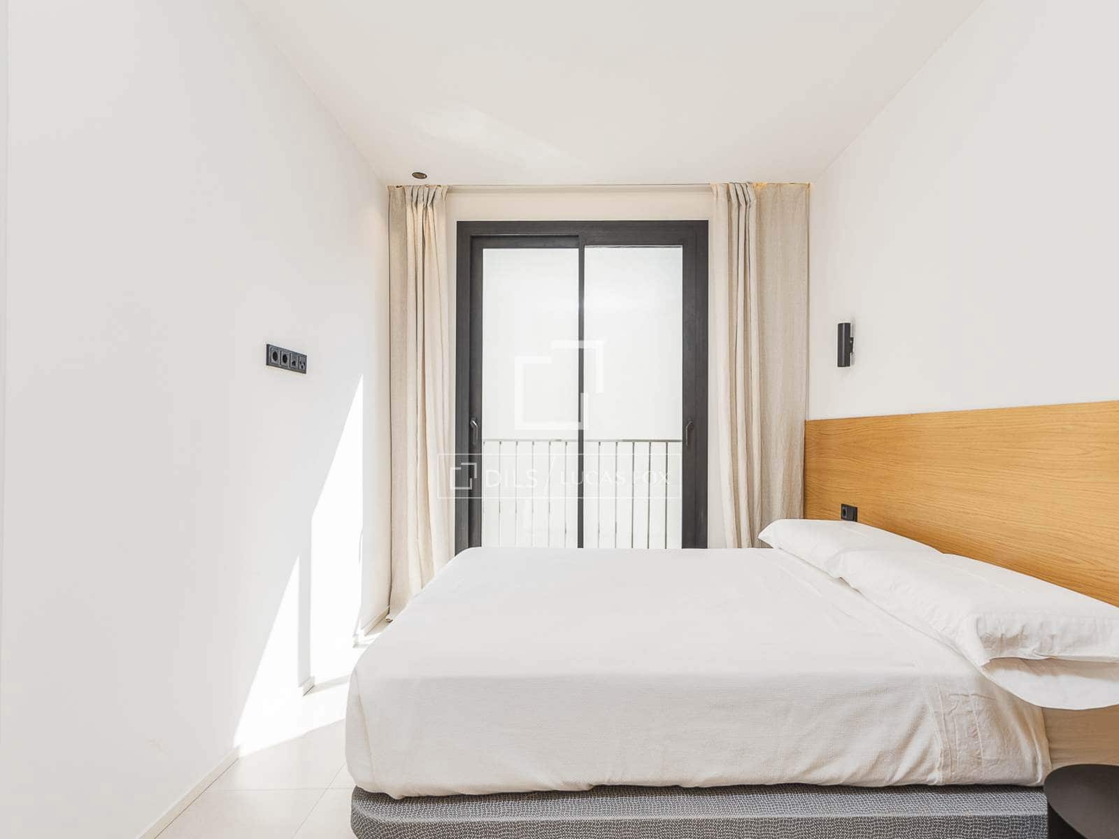 2 slaapkamer Appartement te koop in Barcelona stad met zwembad - € 635.000 (Ref: 10007740)