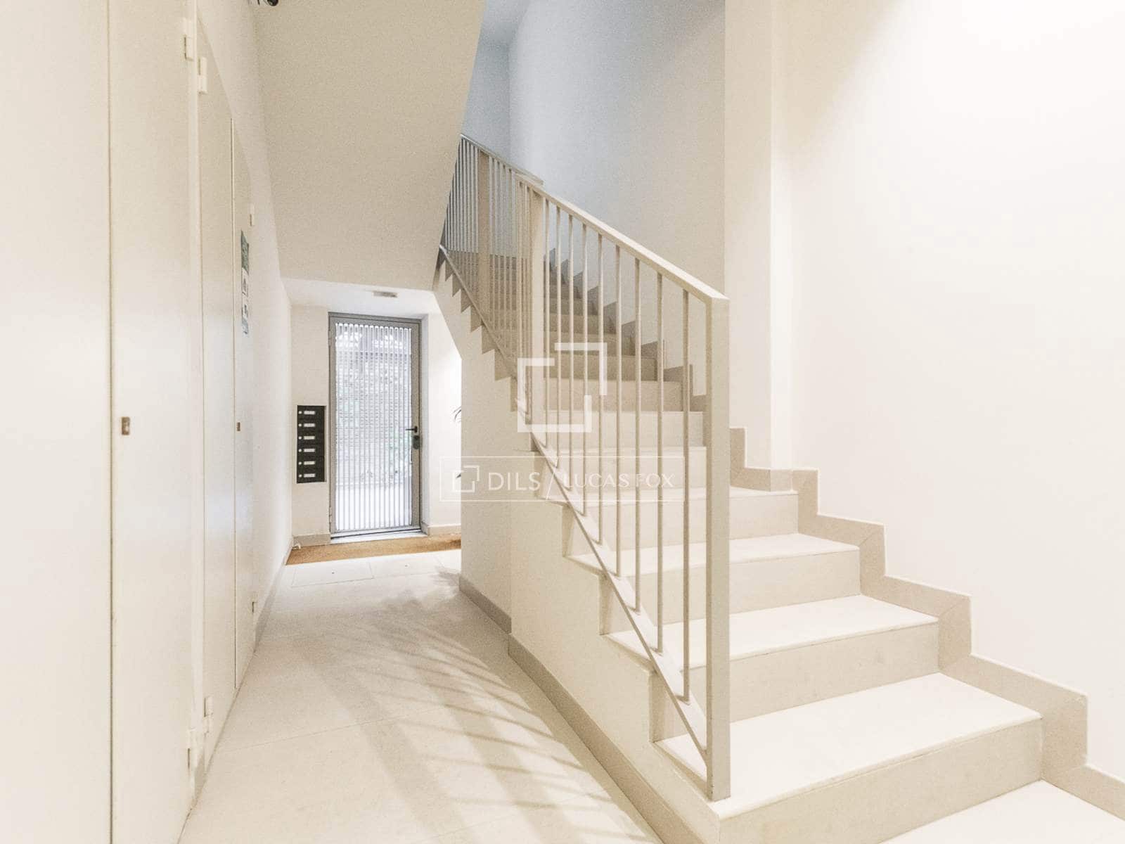 2 slaapkamer Appartement te koop in Barcelona stad met zwembad - € 635.000 (Ref: 10007740)