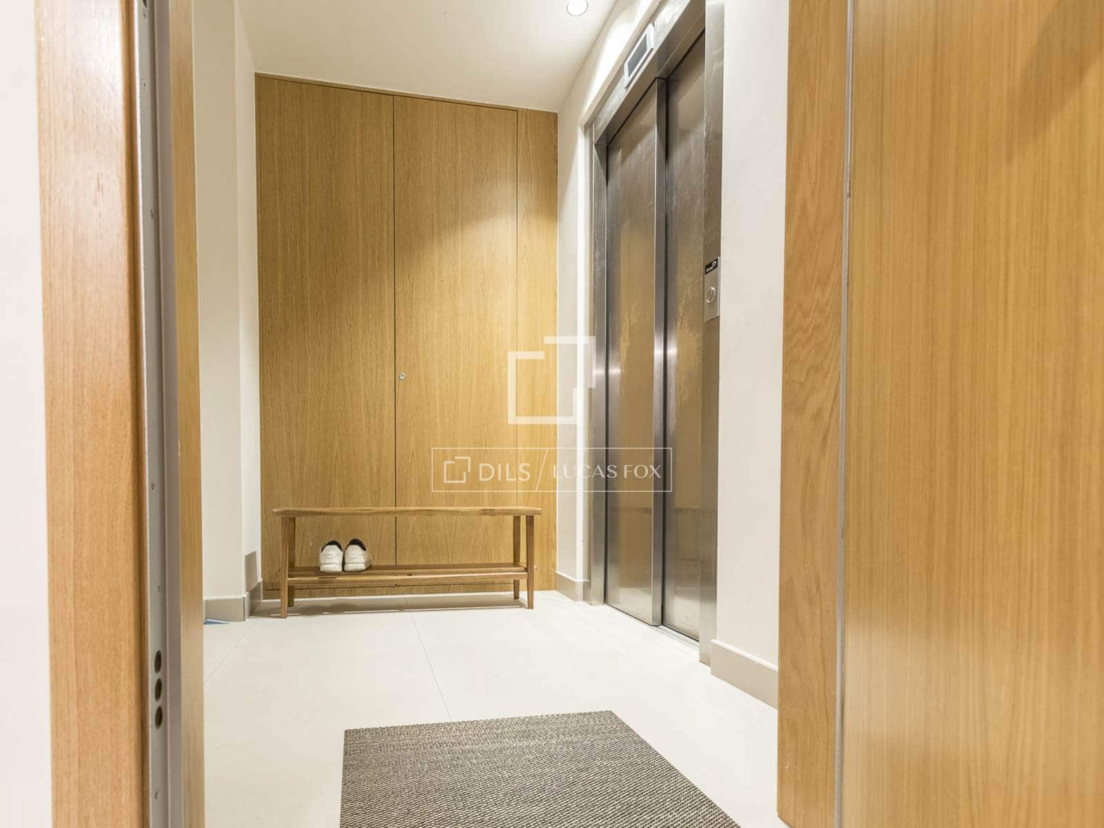2 slaapkamer Appartement te koop in Barcelona stad met zwembad - € 635.000 (Ref: 10007740)