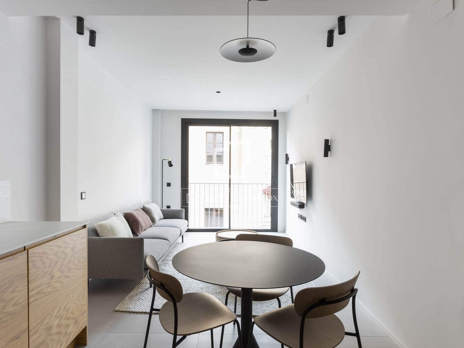 2 slaapkamer Appartement te koop in Barcelona stad met zwembad - € 635.000 (Ref: 10007740)