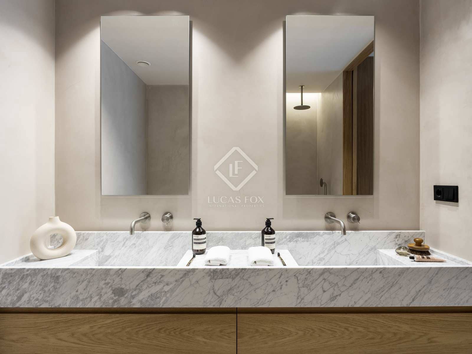 2 slaapkamer Appartement te koop in Barcelona stad met zwembad - € 635.000 (Ref: 10007740)