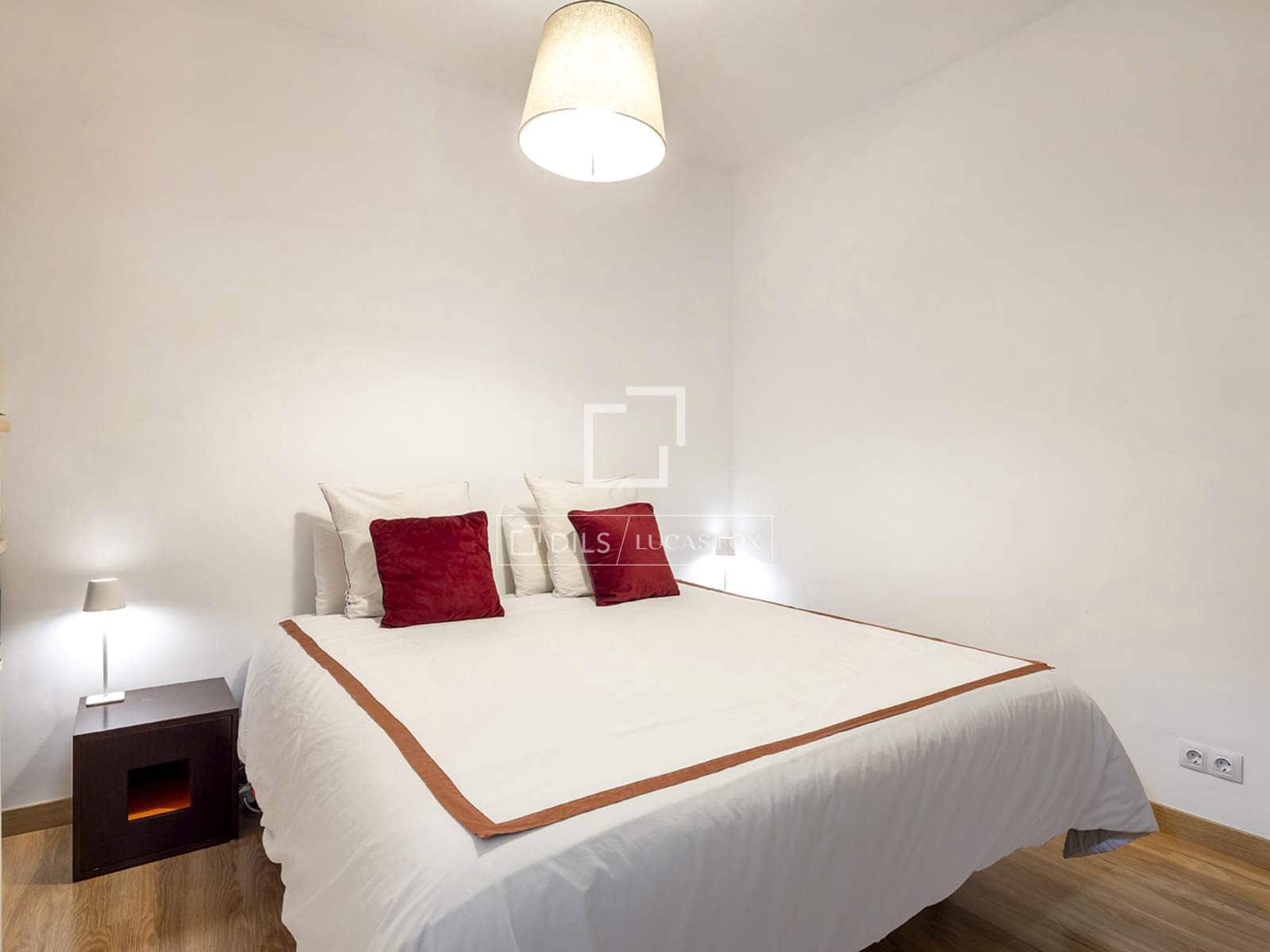 Appartement de 2 chambres à louer à Barcelone ville avec garage - 2 500 € (Ref: 10007876)