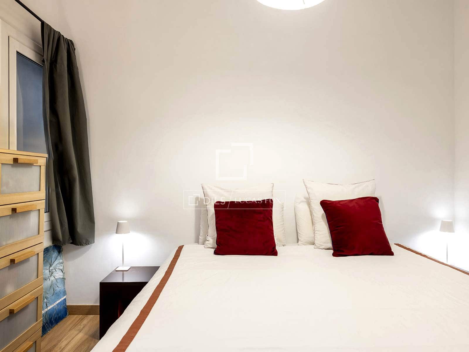 Appartement de 2 chambres à louer à Barcelone ville avec garage - 2 500 € (Ref: 10007876)