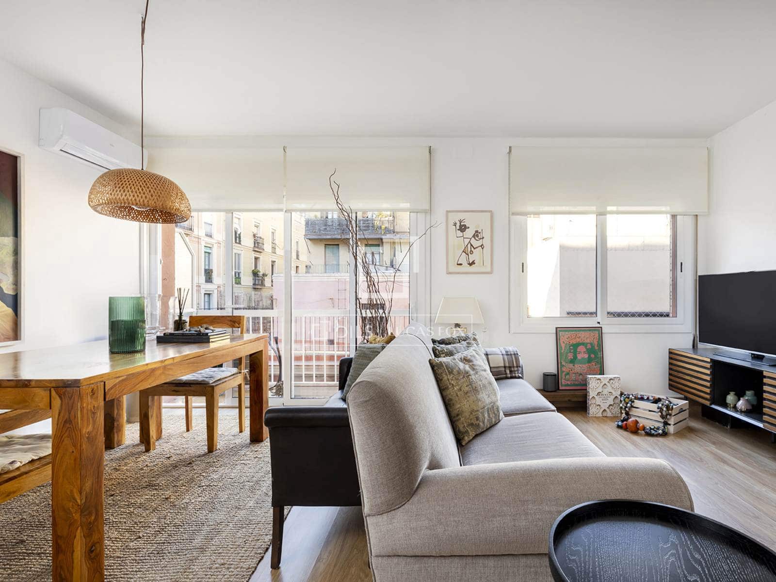 Appartement de 2 chambres à louer à Barcelone ville avec garage - 2 500 € (Ref: 10007876)