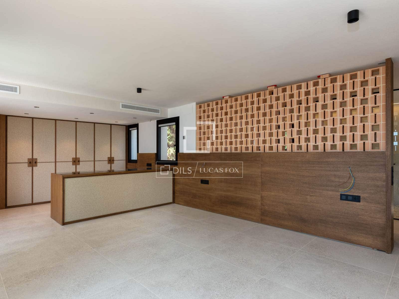 7 sypialnia Willa na sprzedaż w Lloret de Mar z basenem garażem - 5 995 000 € (Ref: 10007877)