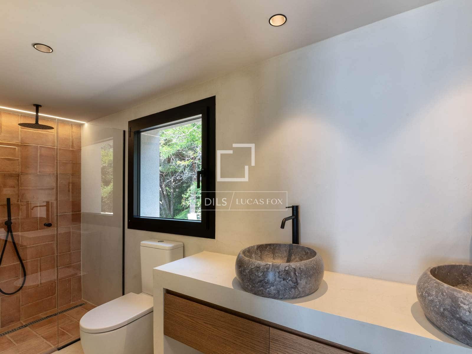 7 sypialnia Willa na sprzedaż w Lloret de Mar z basenem garażem - 5 995 000 € (Ref: 10007877)