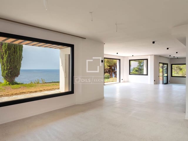 7 sypialnia Willa na sprzedaż w Lloret de Mar z basenem garażem - 5 995 000 € (Ref: 10007877)