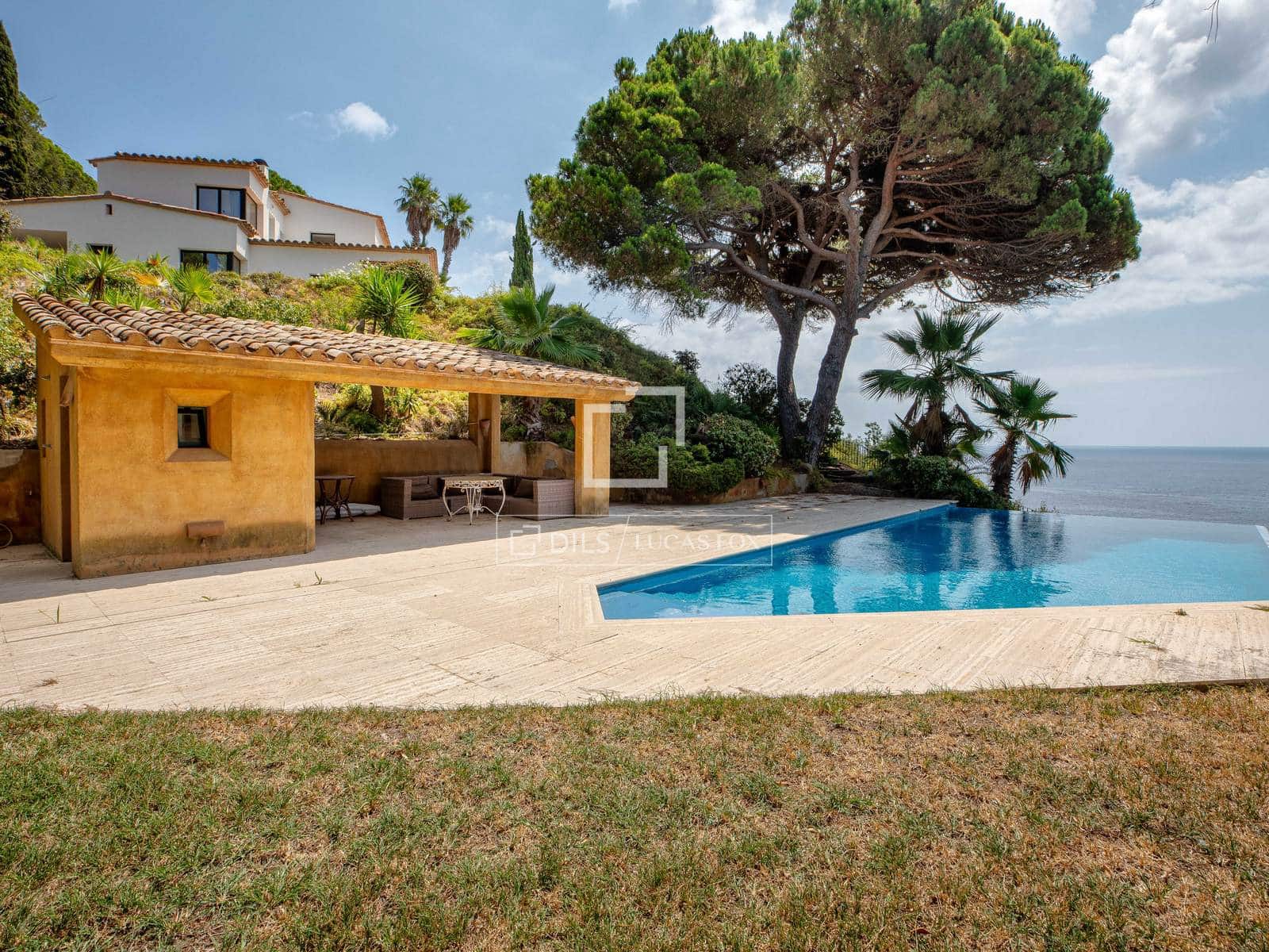 7 sypialnia Willa na sprzedaż w Lloret de Mar z basenem garażem - 5 995 000 € (Ref: 10007877)