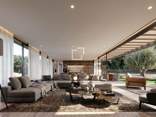 4 bedroom Villa for sale in Tossa de Mar with garage - € 3,000,000 (Ref: 10007878)