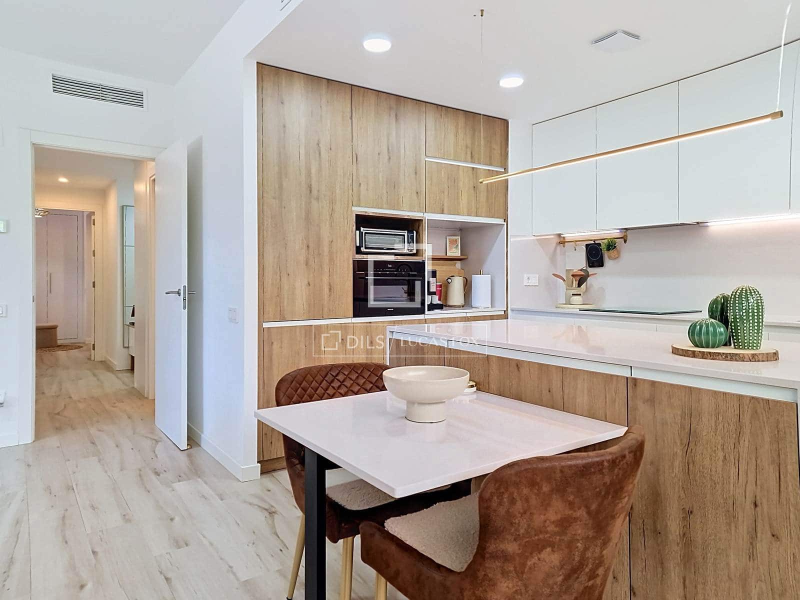 3 sypialnia Apartament na sprzedaż w Vilanova i la Geltru z basenem garażem - 620 000 € (Ref: 10007881)