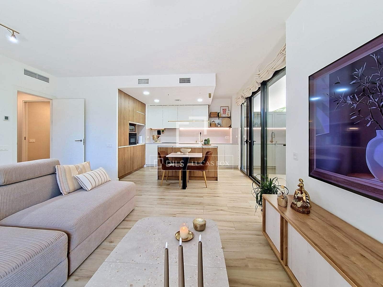 3 sypialnia Apartament na sprzedaż w Vilanova i la Geltru z basenem garażem - 620 000 € (Ref: 10007881)