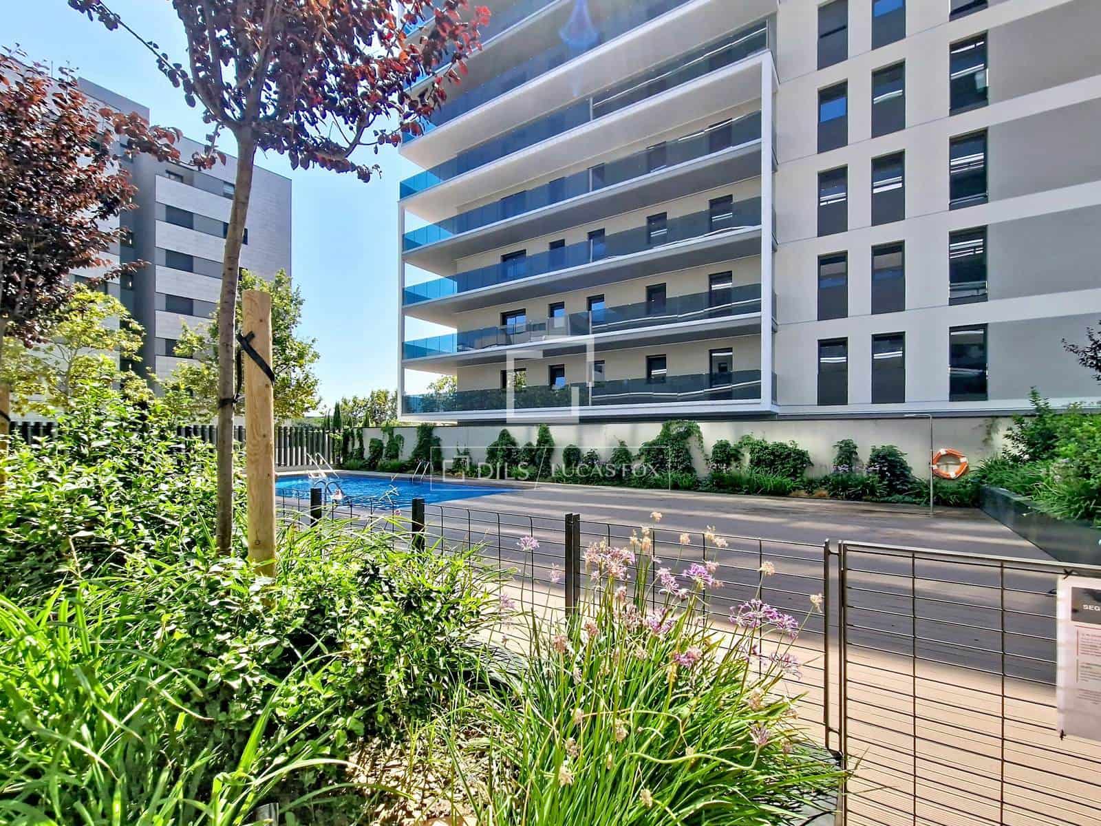 3 sypialnia Apartament na sprzedaż w Vilanova i la Geltru z basenem garażem - 620 000 € (Ref: 10007881)