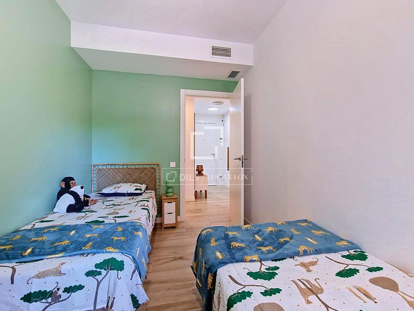 3 sypialnia Apartament na sprzedaż w Vilanova i la Geltru z basenem garażem - 620 000 € (Ref: 10007881)