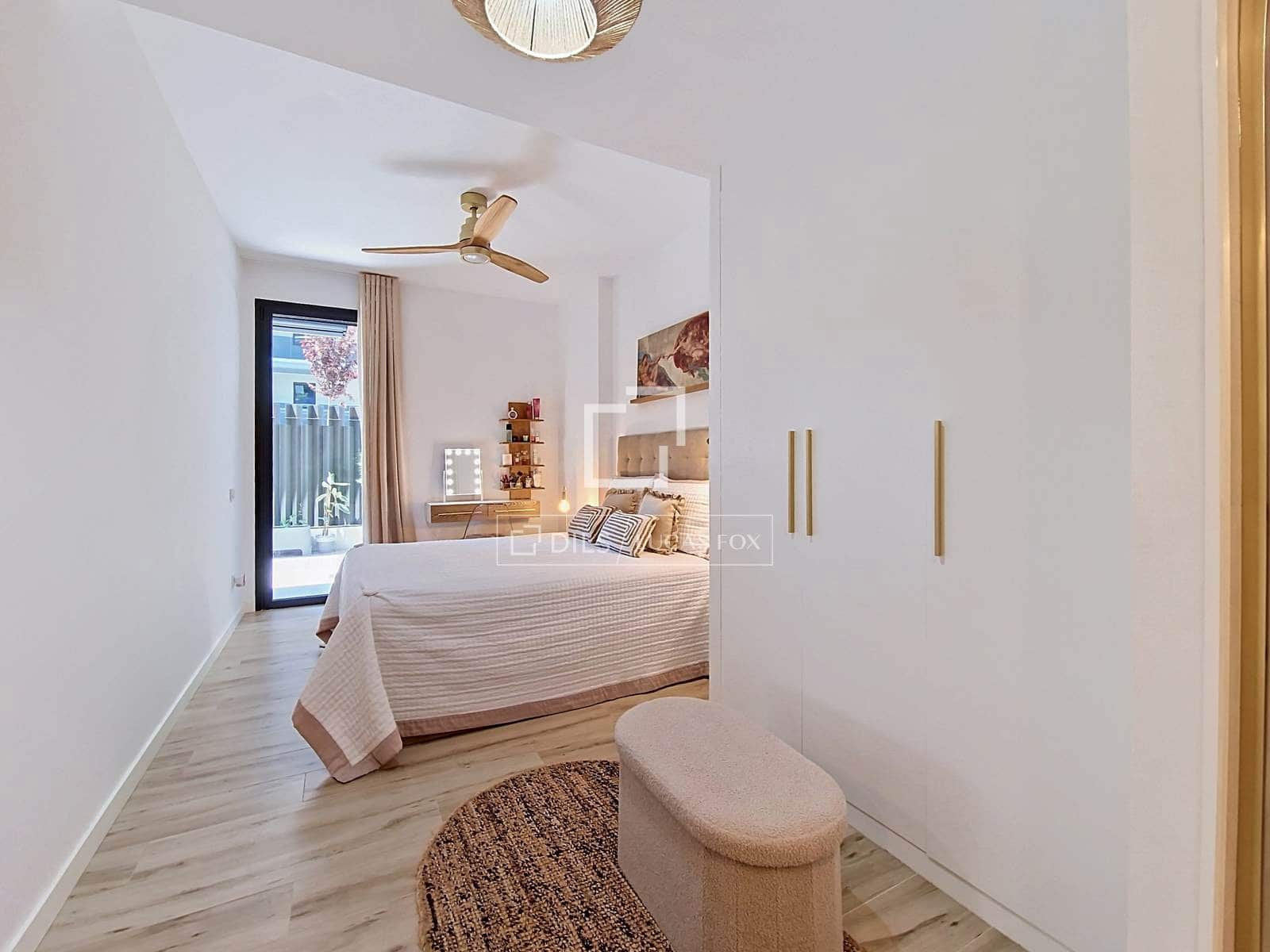 3 sypialnia Apartament na sprzedaż w Vilanova i la Geltru z basenem garażem - 620 000 € (Ref: 10007881)