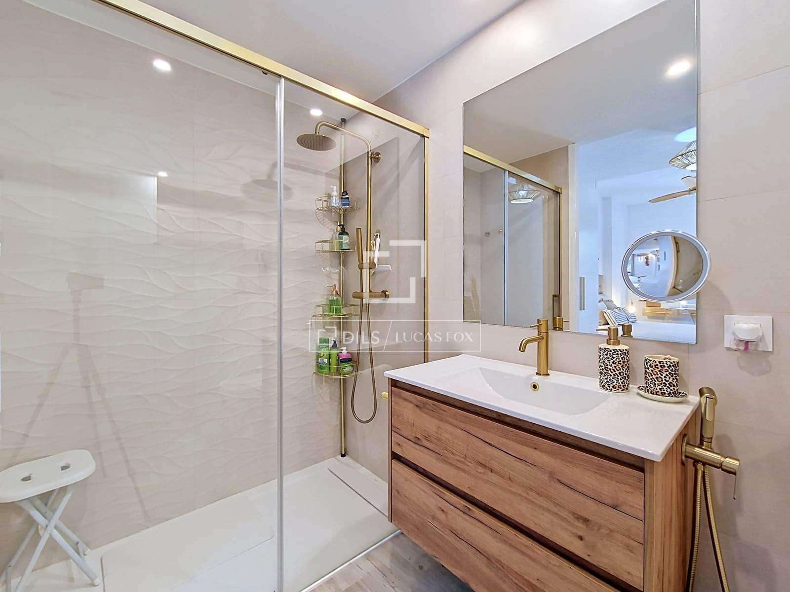 3 sypialnia Apartament na sprzedaż w Vilanova i la Geltru z basenem garażem - 620 000 € (Ref: 10007881)