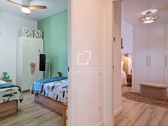 3 sypialnia Apartament na sprzedaż w Vilanova i la Geltrú z basenem garażem - 620 000 € (Ref: 10007881)