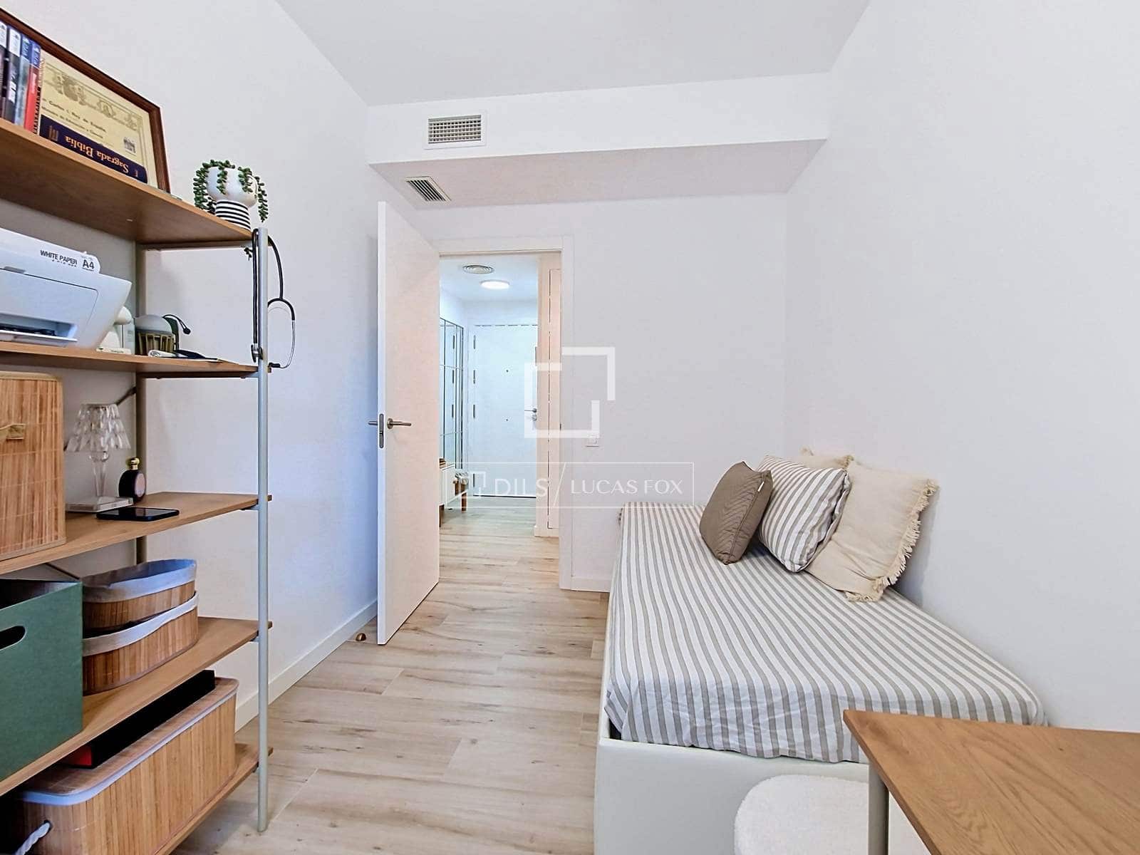 3 sypialnia Apartament na sprzedaż w Vilanova i la Geltru z basenem garażem - 620 000 € (Ref: 10007881)